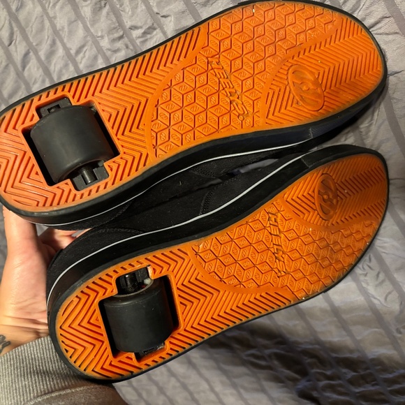 Size 11 Solid Black Heelys - Picture 4 of 6